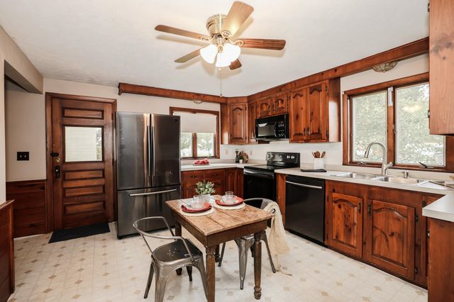 5 Preston Street, Goffstown, NH 03045