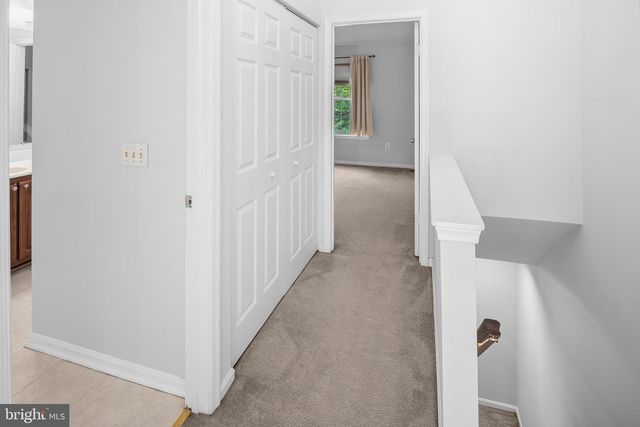 9614 HINGSTON DWNS, Columbia, MD 21046