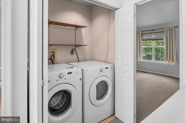 9614 HINGSTON DWNS, Columbia, MD 21046