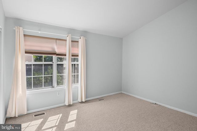 9614 HINGSTON DWNS, Columbia, MD 21046