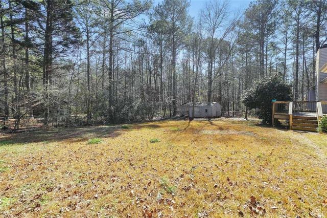 31 Willow Creek Drive, Locust Grove, GA 30248