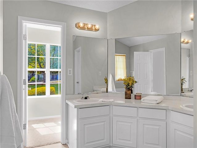 808 Summit Park Trail, Mcdonough, GA 30253