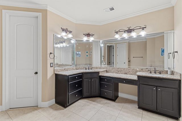 580 WINDING VALLEY CV, Collierville, TN 38017