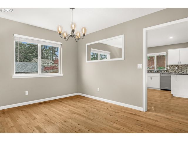 17200 LITTLEPAGE Ave, Sandy, OR 97055