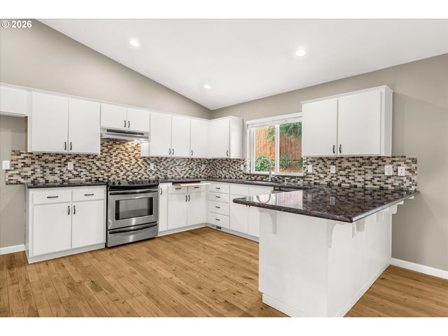 17200 LITTLEPAGE Ave, Sandy, OR 97055