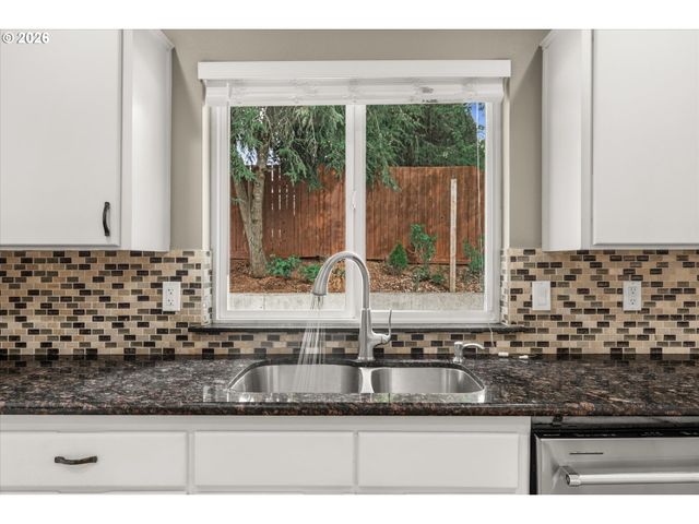 17200 LITTLEPAGE Ave, Sandy, OR 97055