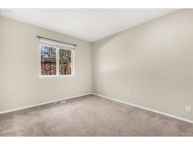 17200 LITTLEPAGE Ave, Sandy, OR 97055