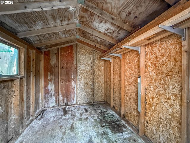 17200 LITTLEPAGE Ave, Sandy, OR 97055