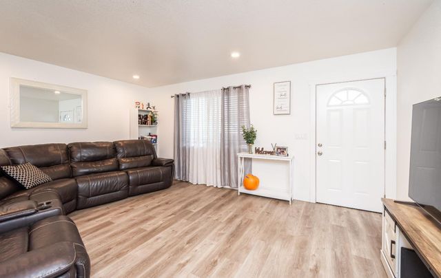 5149 Ada Lane, Sacramento, CA 95838