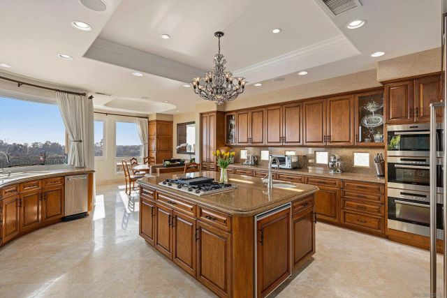 7109 Aviara Drive, Carlsbad, CA 92011