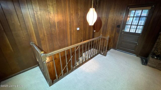 1925 Crossgate Ln, Crossgate, KY 40222