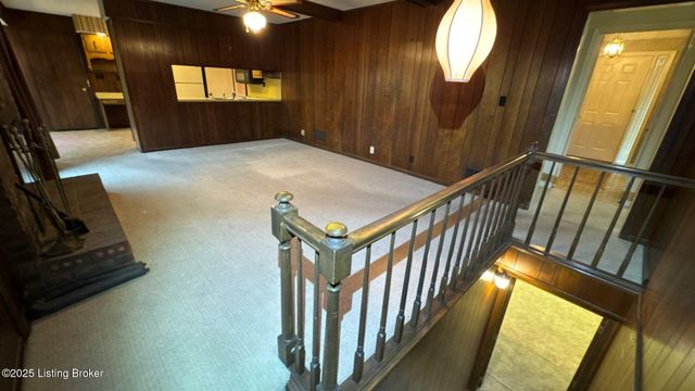 1925 Crossgate Ln, Crossgate, KY 40222