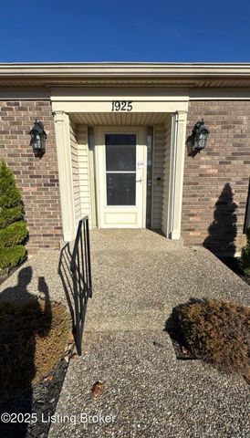 1925 Crossgate Ln, Crossgate, KY 40222