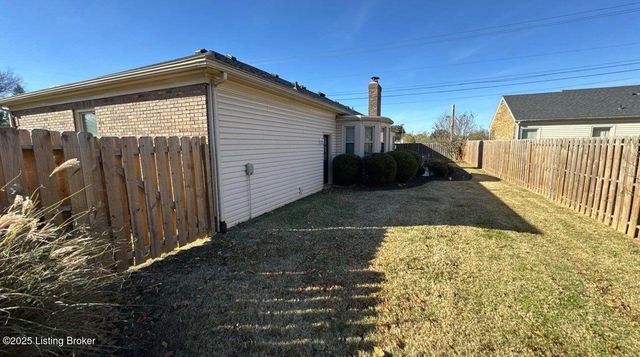 1925 Crossgate Ln, Crossgate, KY 40222