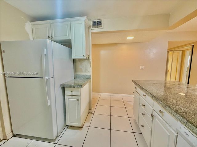 2320 S Cypress Bend Drive 206, Pompano Beach, FL 33069