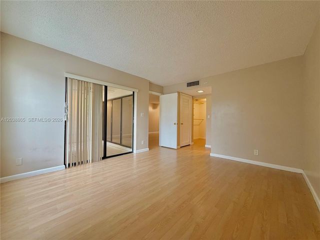 2320 S Cypress Bend Drive 206, Pompano Beach, FL 33069