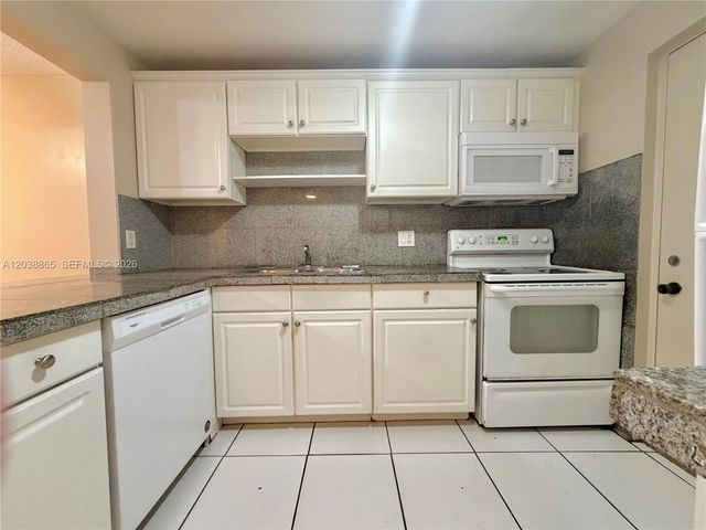 2320 S Cypress Bend Drive 206, Pompano Beach, FL 33069