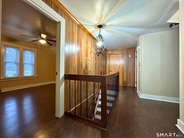 11 West Street, New London, CT 06320