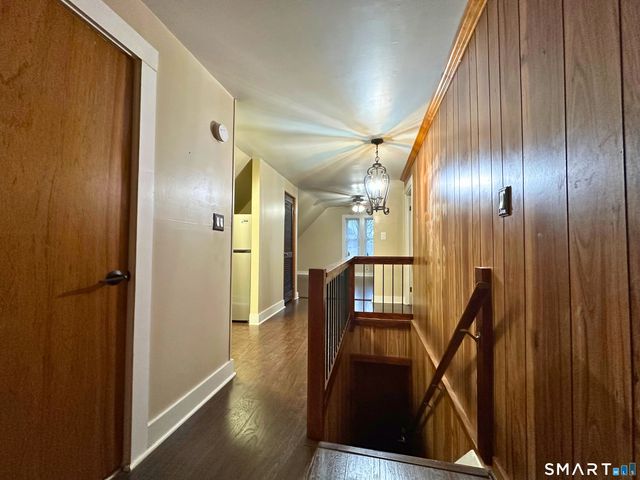 11 West Street, New London, CT 06320