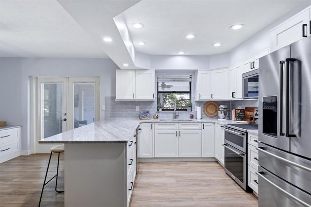 10125 OAK RUN DRIVE, Bradenton, FL 34211
