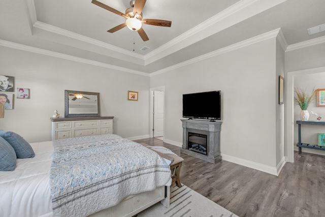 7388 Hiawatha Lane, Navarre, FL 32566