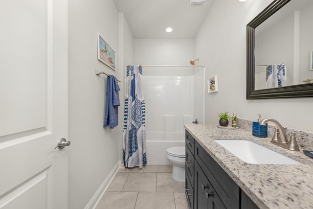 7388 Hiawatha Lane, Navarre, FL 32566