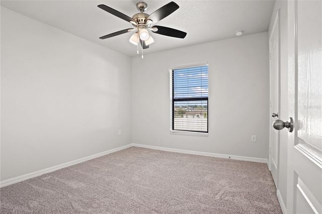 1175 MOYLE WAY, Mascotte, FL 34753