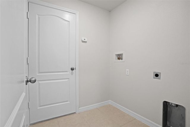 1175 MOYLE WAY, Mascotte, FL 34753