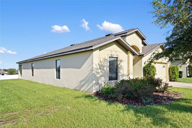 1175 MOYLE WAY, Mascotte, FL 34753