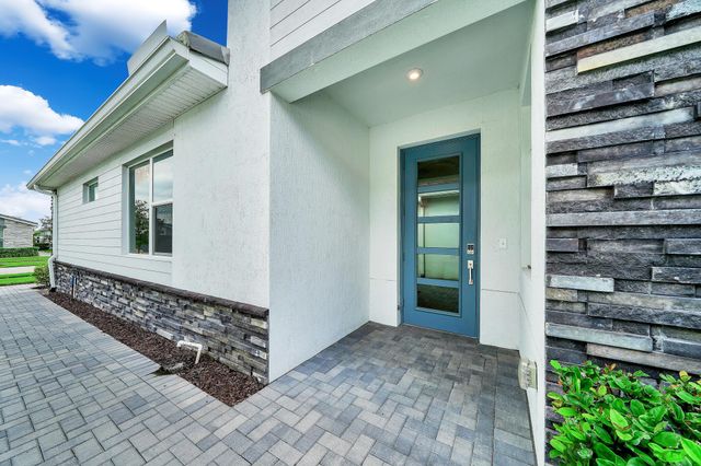 10219 SW Corvus Lane, Port St Lucie, FL 34987