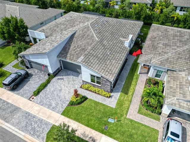 10219 SW Corvus Lane, Port St Lucie, FL 34987