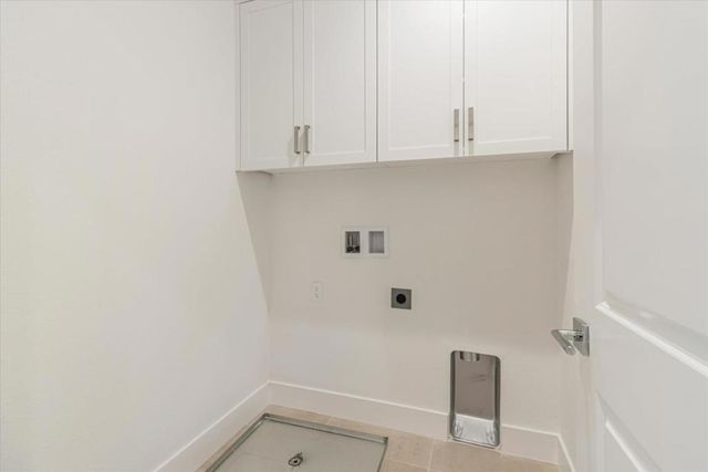 132 Oak Circle, Walnut Creek, CA 94597