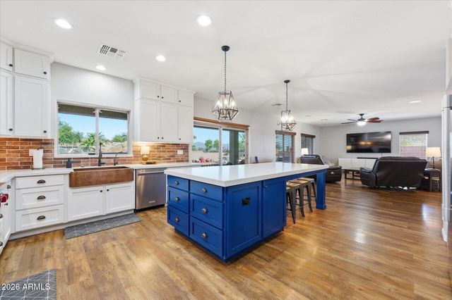 43967 W SCENIC Drive, Maricopa, AZ 85139