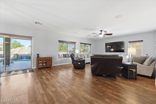 43967 W SCENIC Drive, Maricopa, AZ 85139