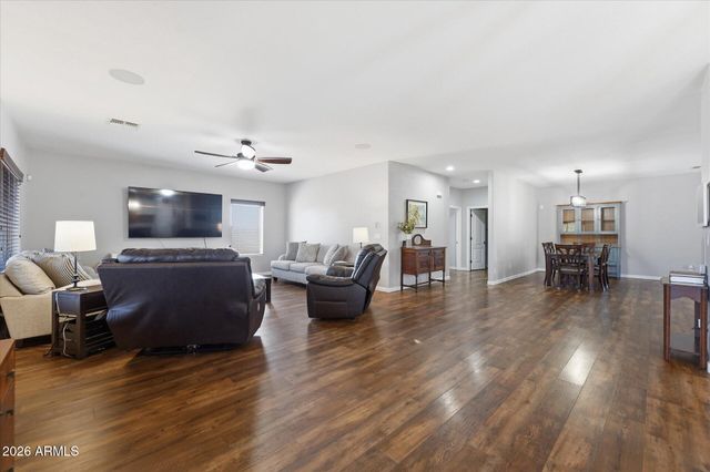 43967 W SCENIC Drive, Maricopa, AZ 85139