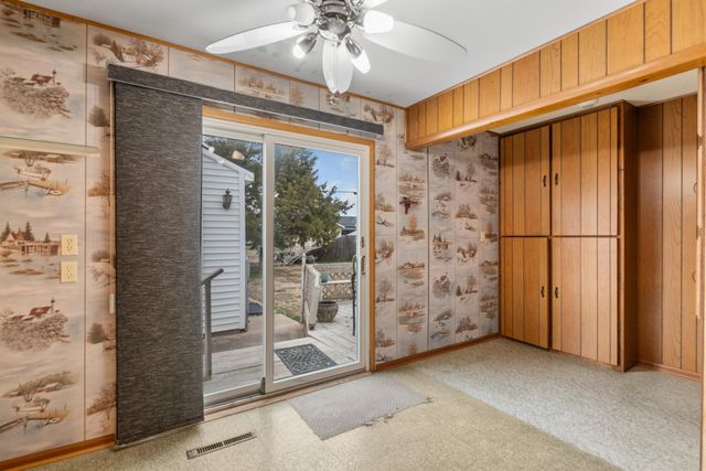 3118 S Mclean Blvd, Wichita, KS 67217