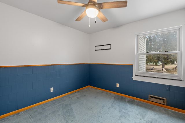 3118 S Mclean Blvd, Wichita, KS 67217