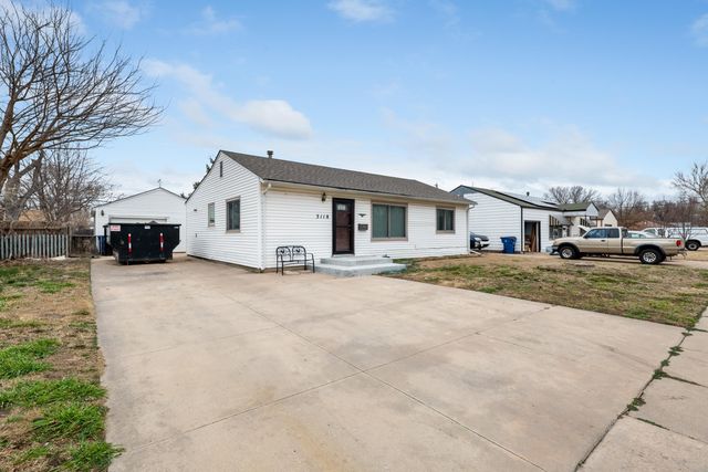 3118 S Mclean Blvd, Wichita, KS 67217