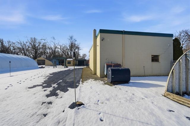 60 Knight Street, Warwick, RI 02886