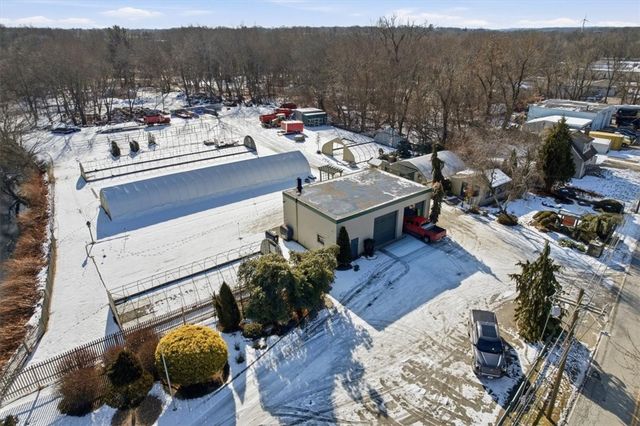 60 Knight Street, Warwick, RI 02886