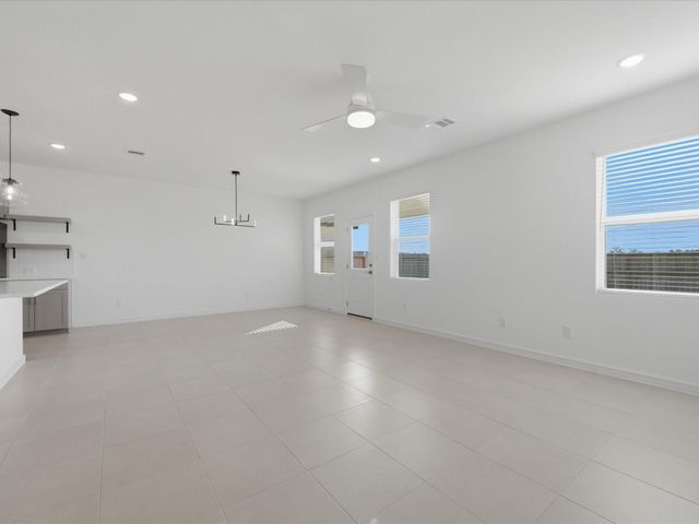 359 W Rose Marie Lane, Montgomery, TX 77356