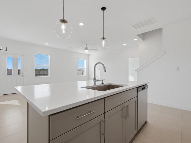 359 W Rose Marie Lane, Montgomery, TX 77356