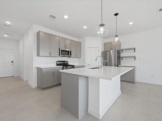 359 W Rose Marie Lane, Montgomery, TX 77356