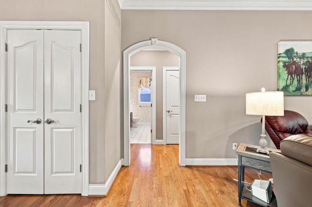 2524 Sungale Court, Lexington, KY 40513
