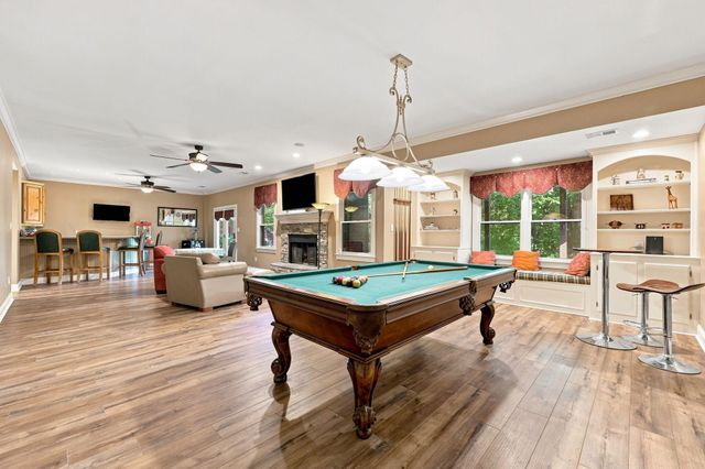2524 Sungale Court, Lexington, KY 40513
