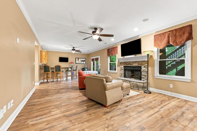 2524 Sungale Court, Lexington, KY 40513