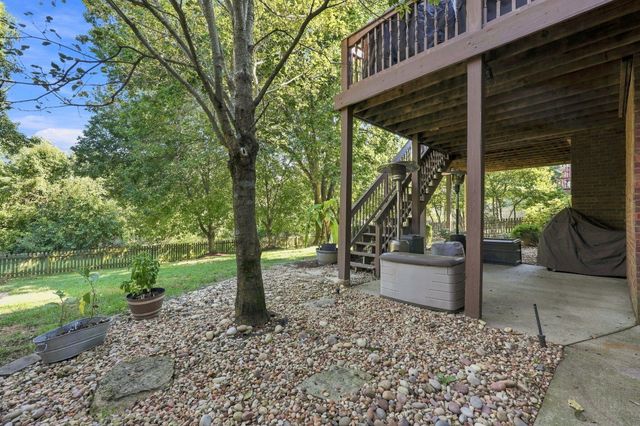 2524 Sungale Court, Lexington, KY 40513