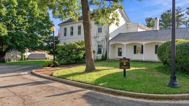 2524 Sungale Court, Lexington, KY 40513