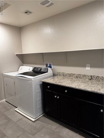 2664 Crystal Quartz Street, Las Vegas, NV 89146