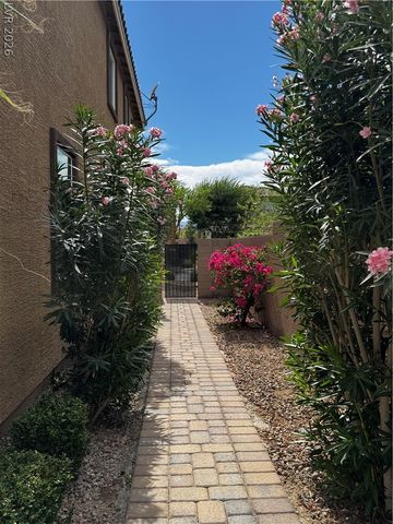 2664 Crystal Quartz Street, Las Vegas, NV 89146